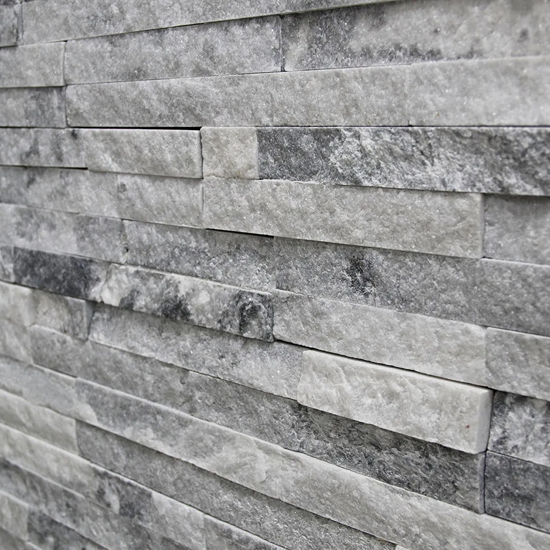 Quarzo Cloud Grey Interlock Cladding - 400 x 100mm